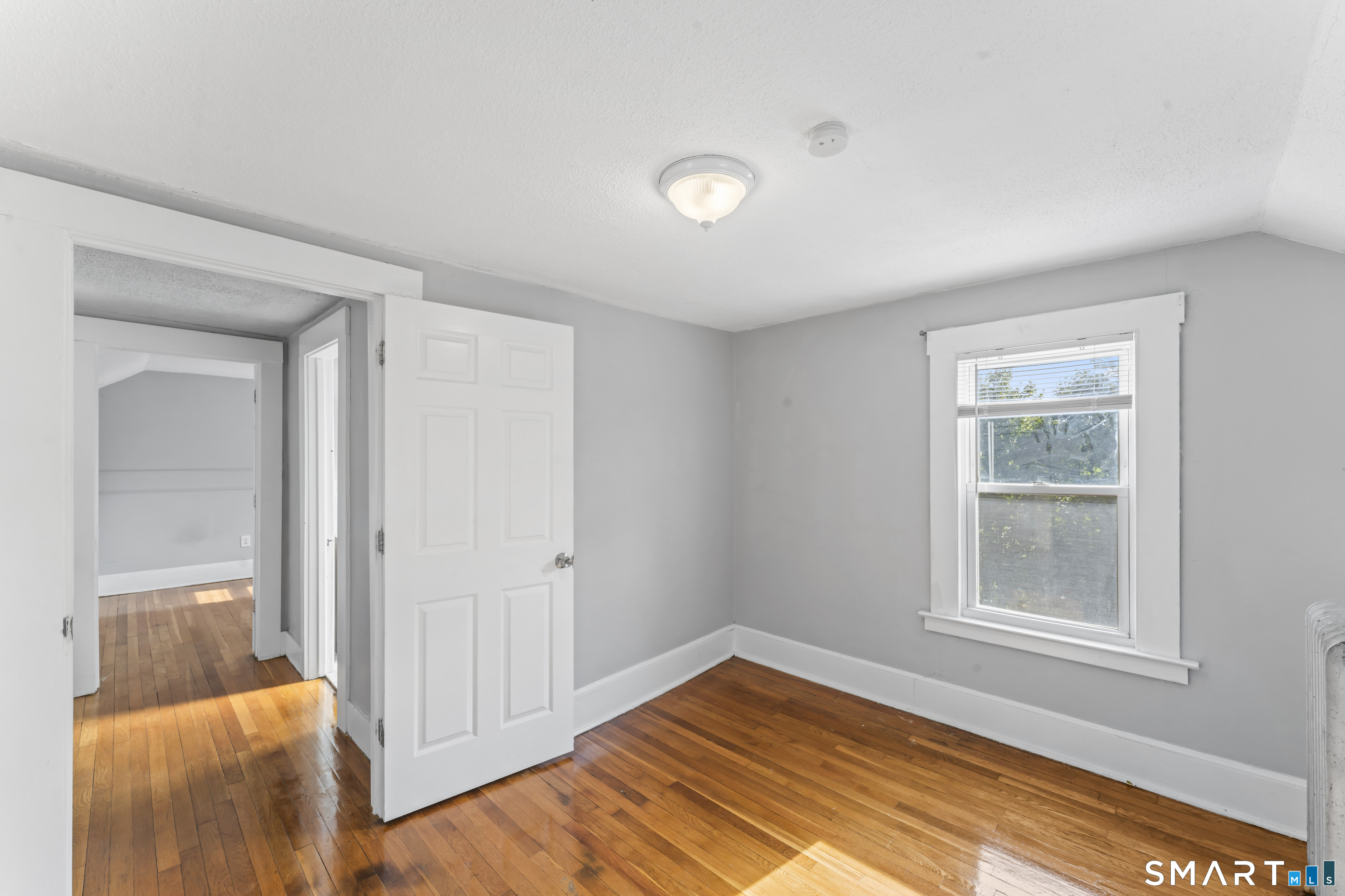 33 Evergreen Avenue Hamden CT 06518