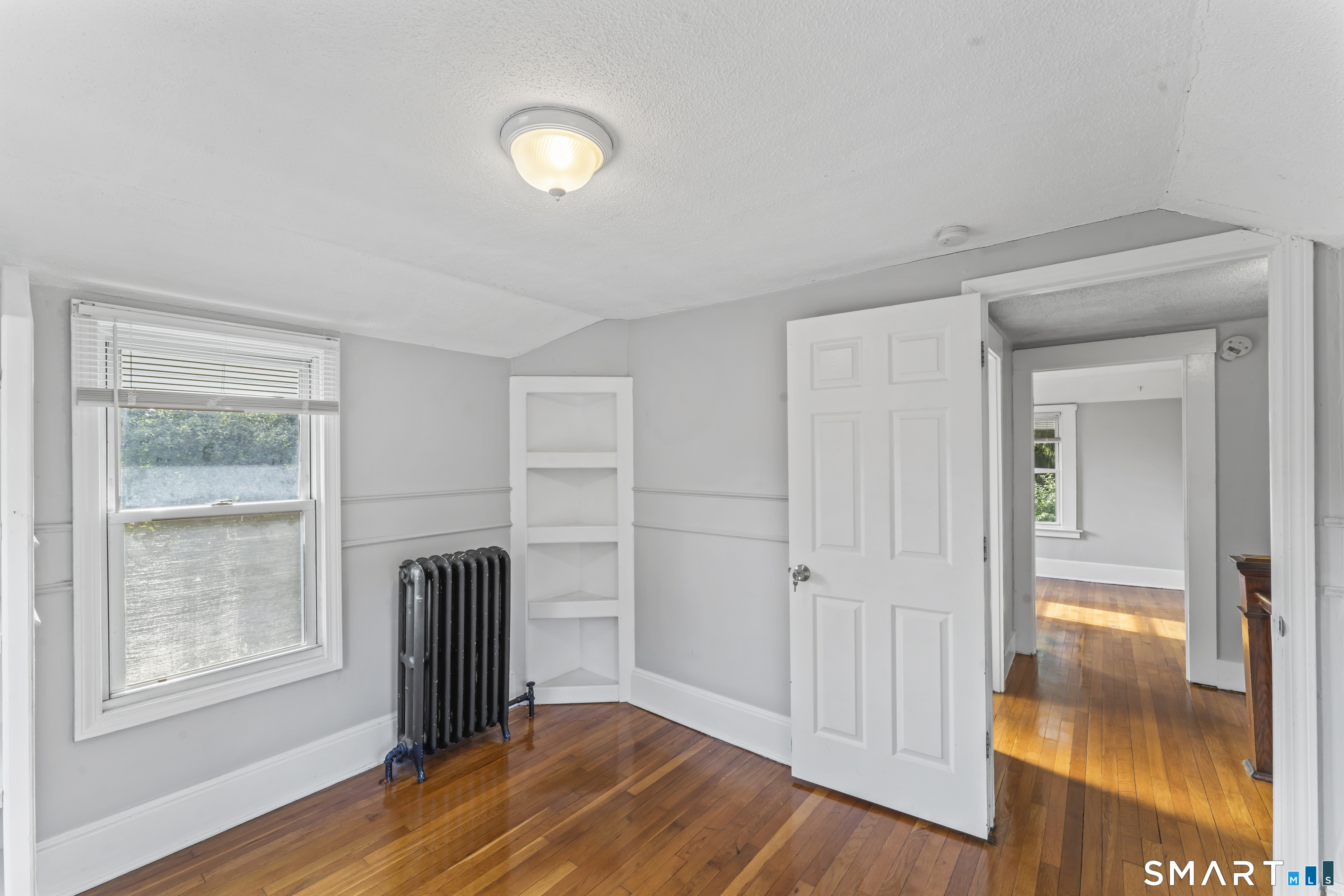 33 Evergreen Avenue Hamden CT 06518