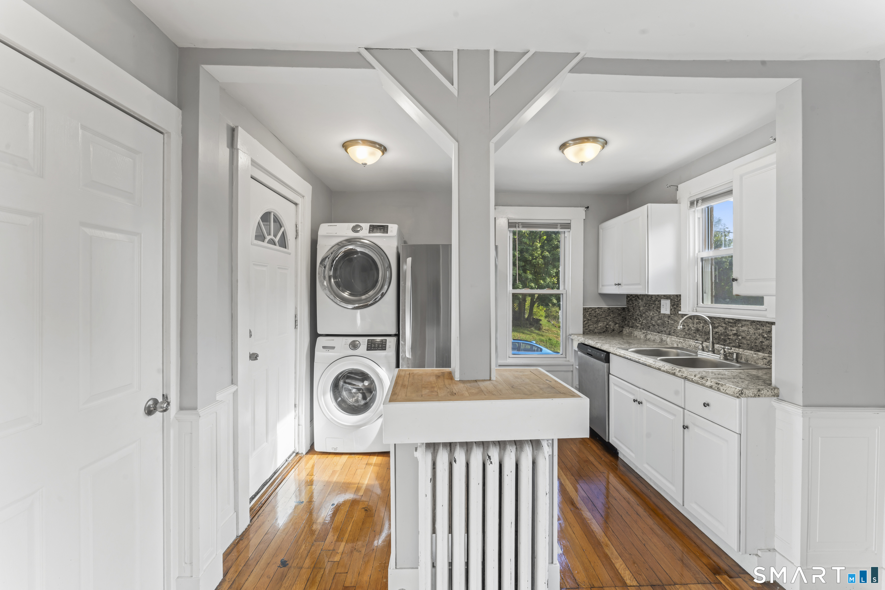 33 Evergreen Avenue Hamden CT 06518