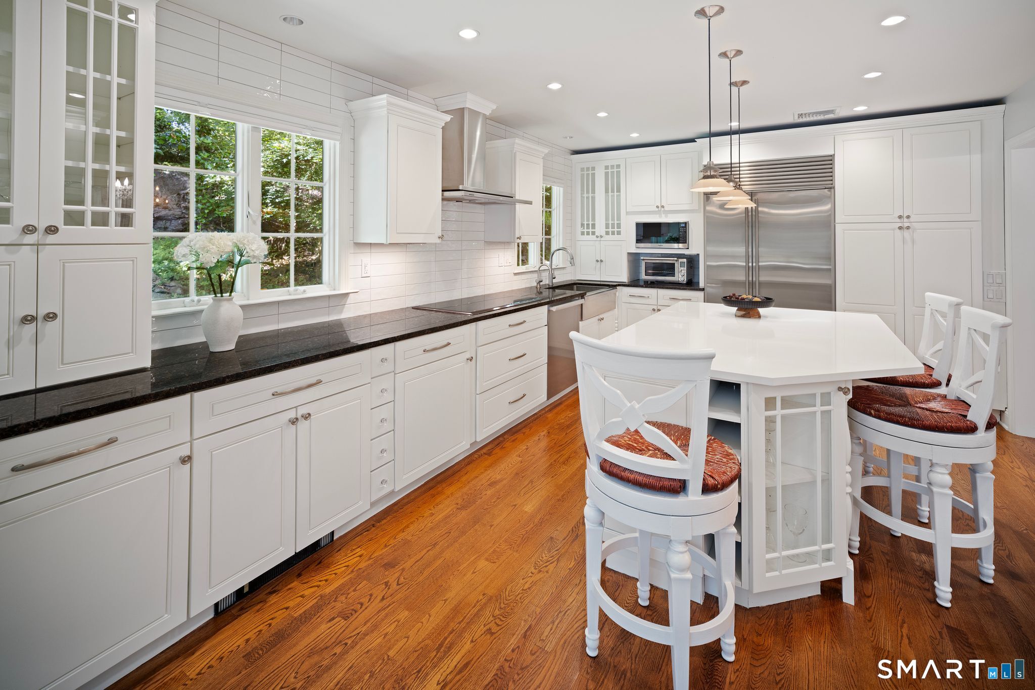 12 Settlers Trail Darien CT 06820
