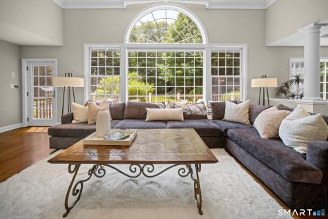 12 Settlers Trail Darien CT 06820