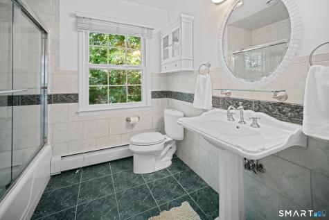 12 Settlers Trail Darien CT 06820