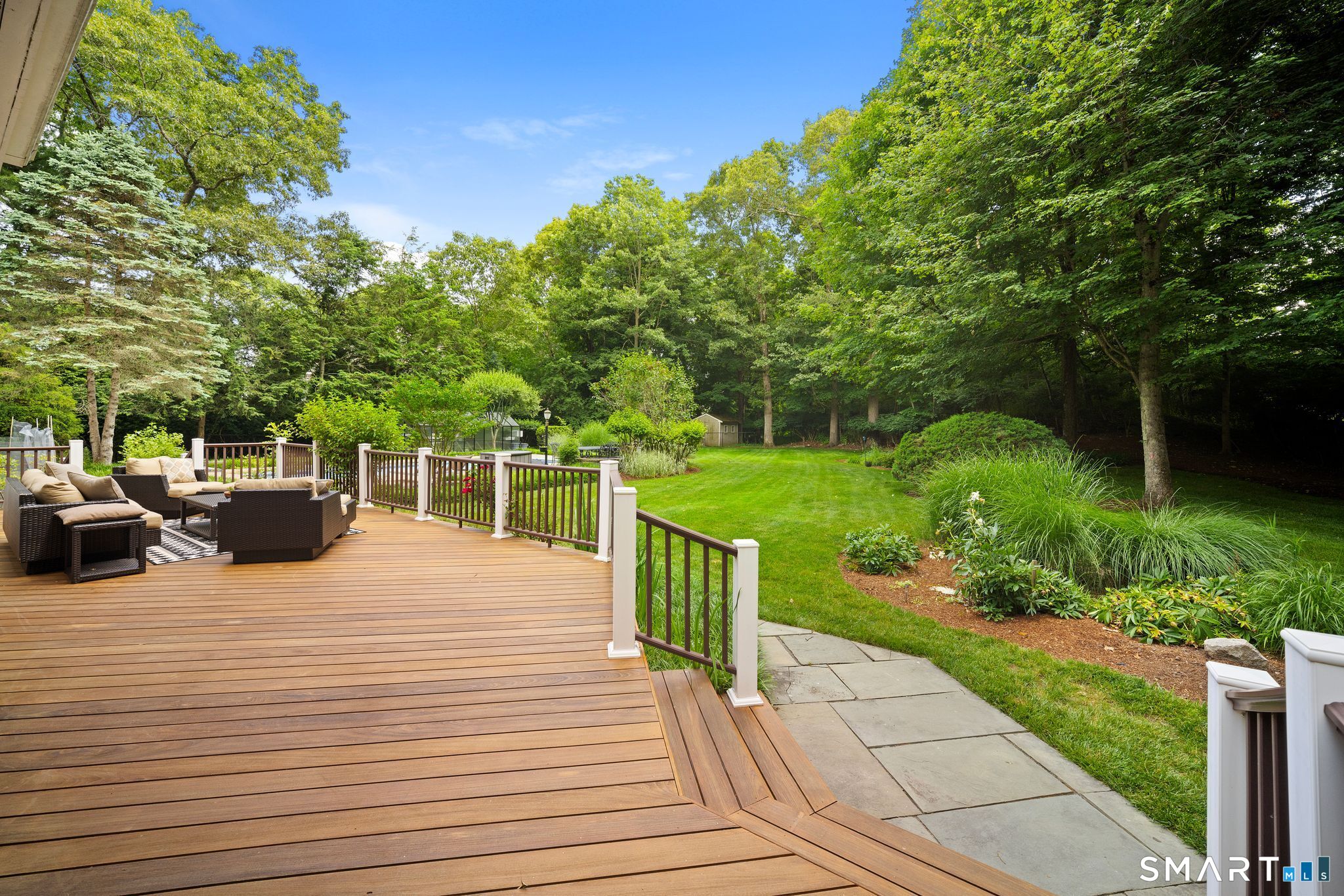 12 Settlers Trail Darien CT 06820