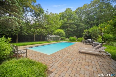 12 Settlers Trail Darien CT 06820