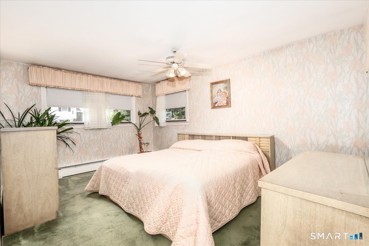 9 Manning Street New Fairfield CT 06812