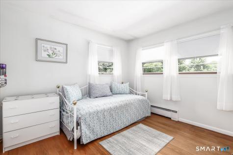 9 Manning Street New Fairfield CT 06812