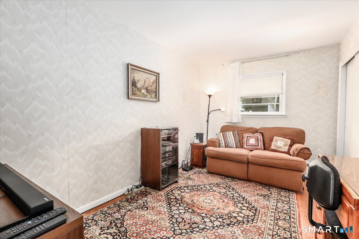 9 Manning Street New Fairfield CT 06812