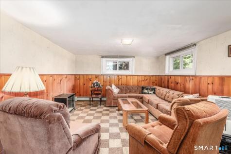 9 Manning Street New Fairfield CT 06812
