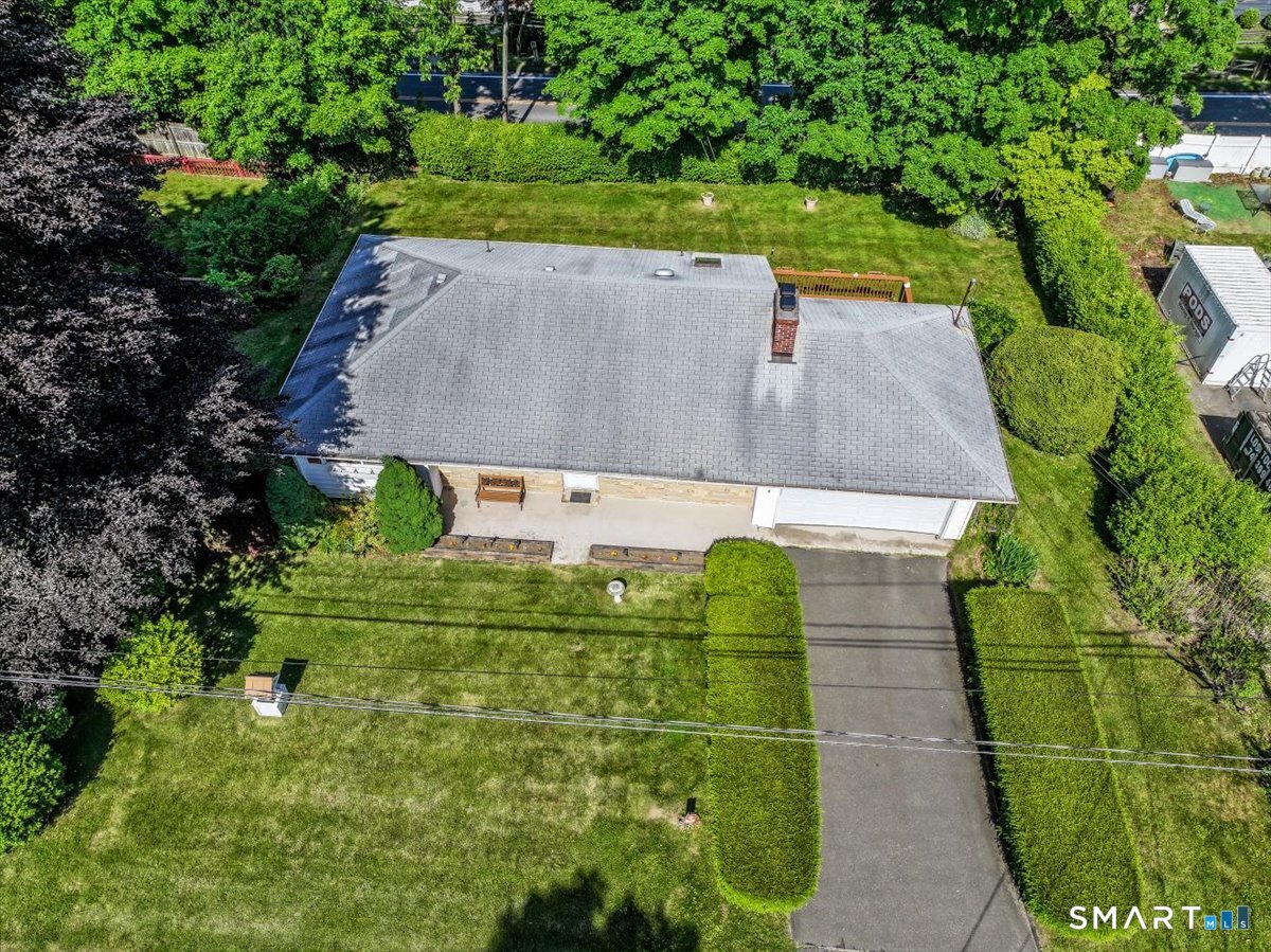 9 Manning Street New Fairfield CT 06812