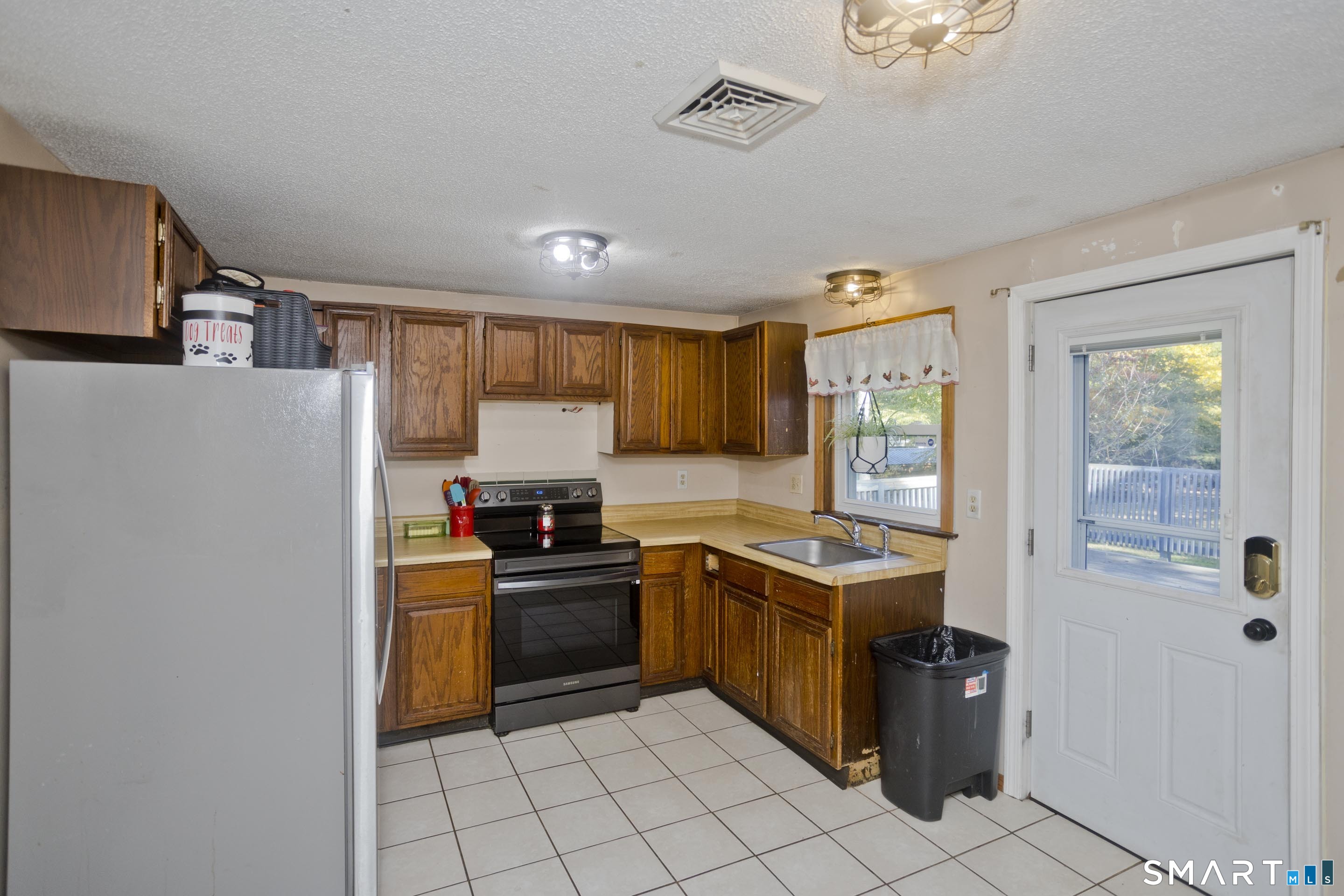 68 Tolland Avenue Stafford CT 06076