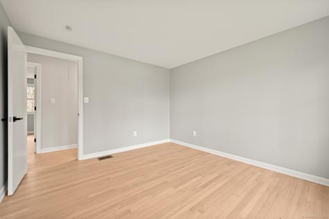 160 Willow Street Cheshire CT 06410