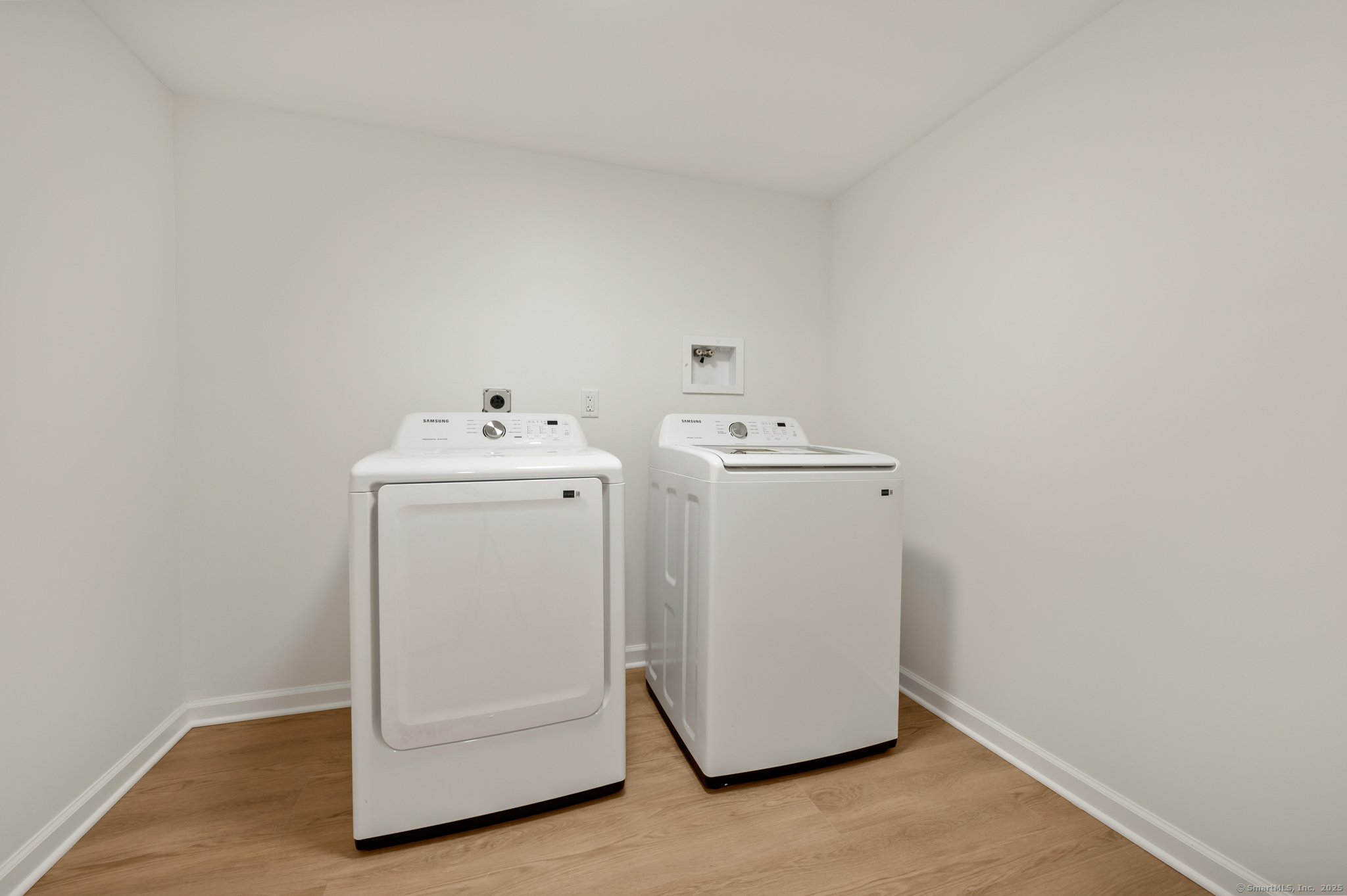 160 Willow Street Cheshire CT 06410