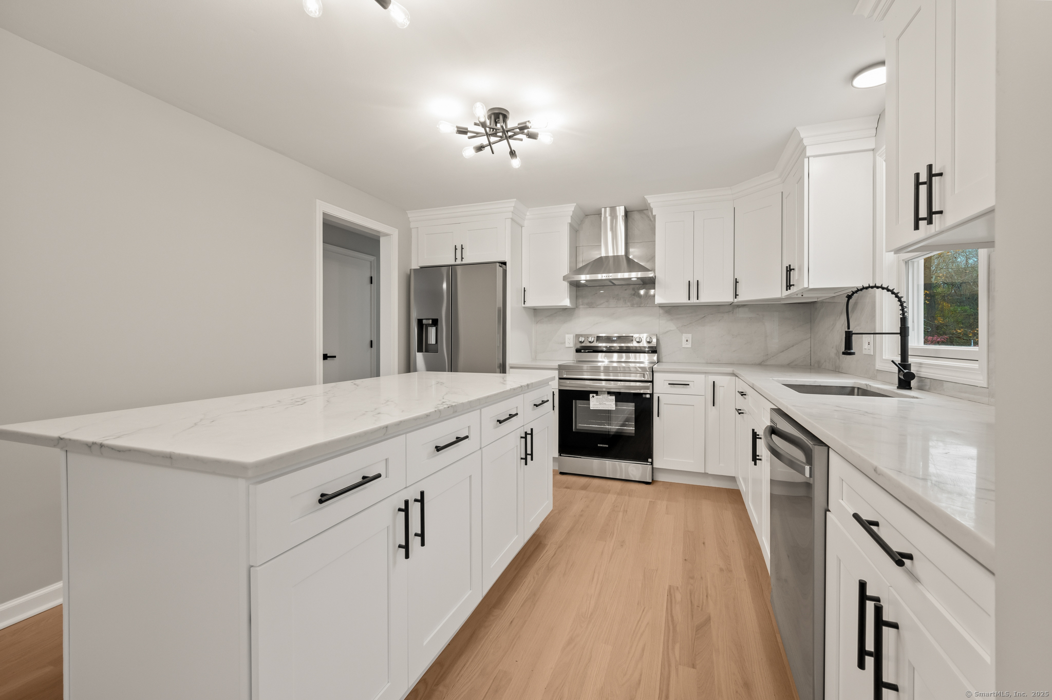 160 Willow Street Cheshire CT 06410