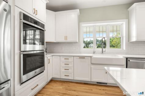 11 Harness Way Granby CT 06035