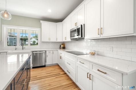 11 Harness Way Granby CT 06035