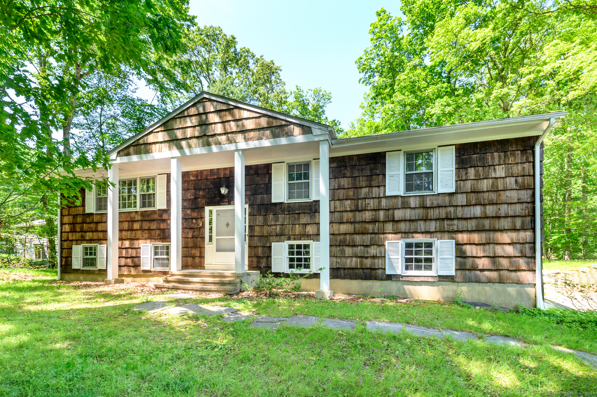 28 Mcintosh Court Stamford CT 06903