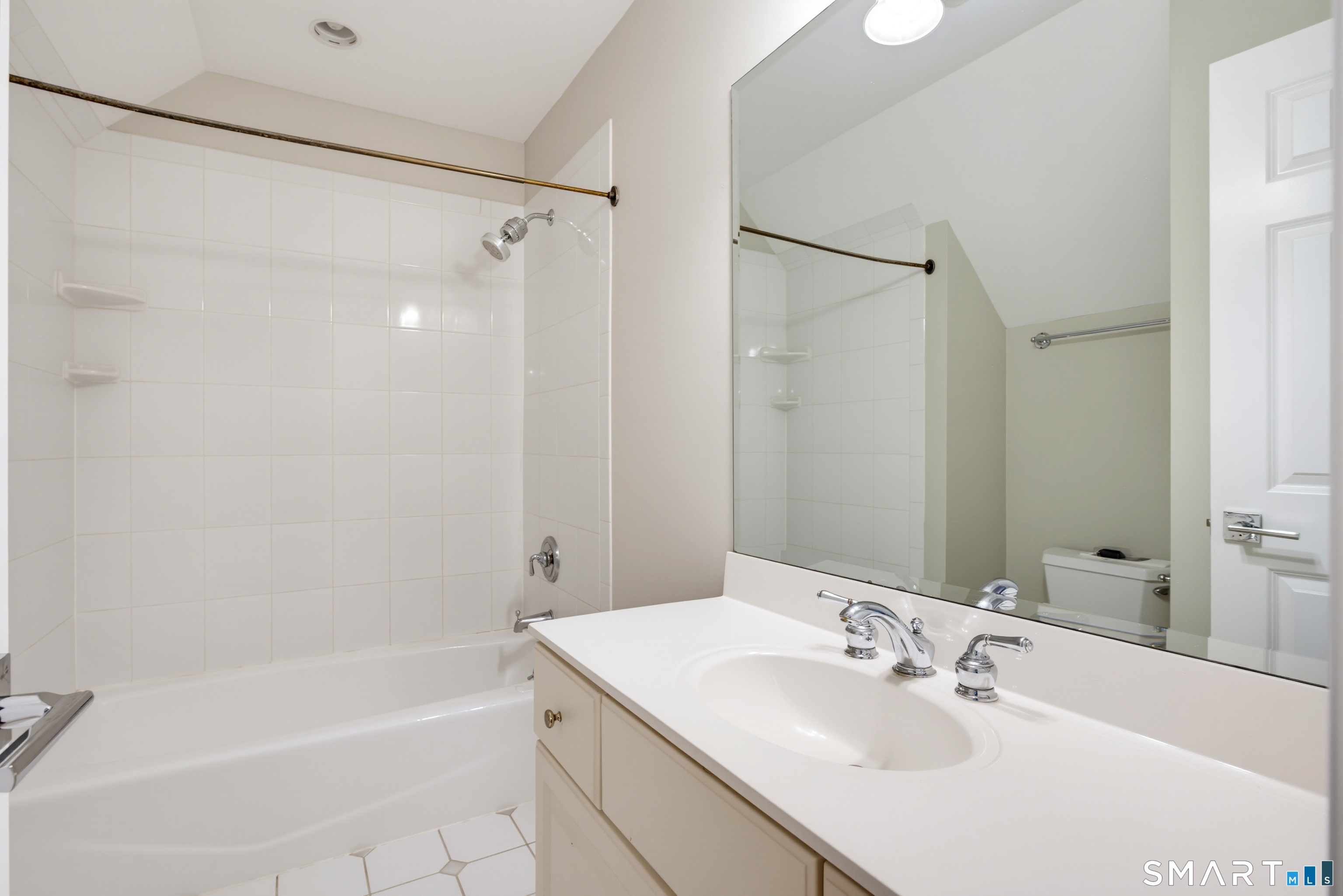 24 Langner Lane Weston CT 06883