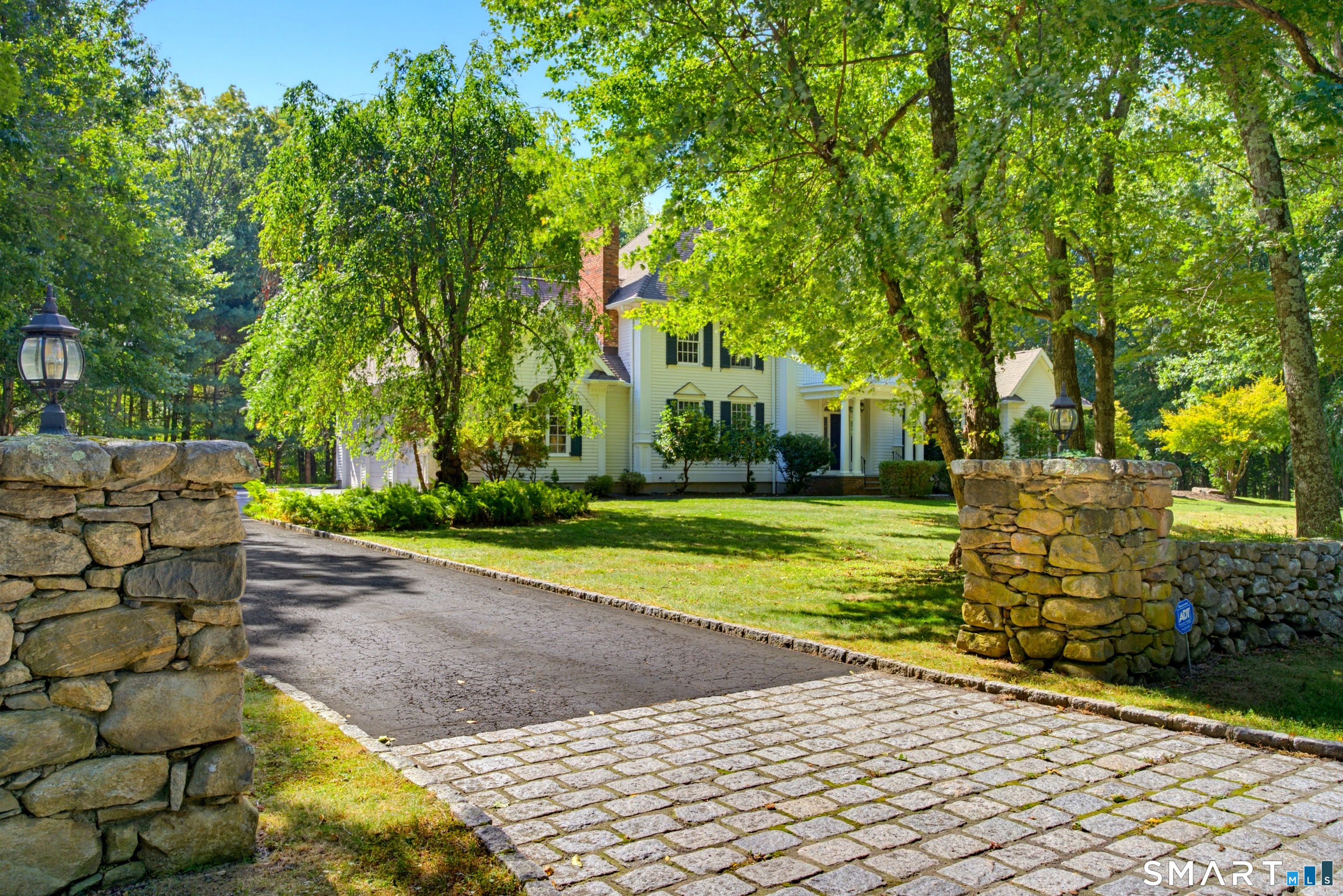24 Langner Lane Weston CT 06883