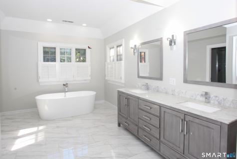 24 Langner Lane Weston CT 06883
