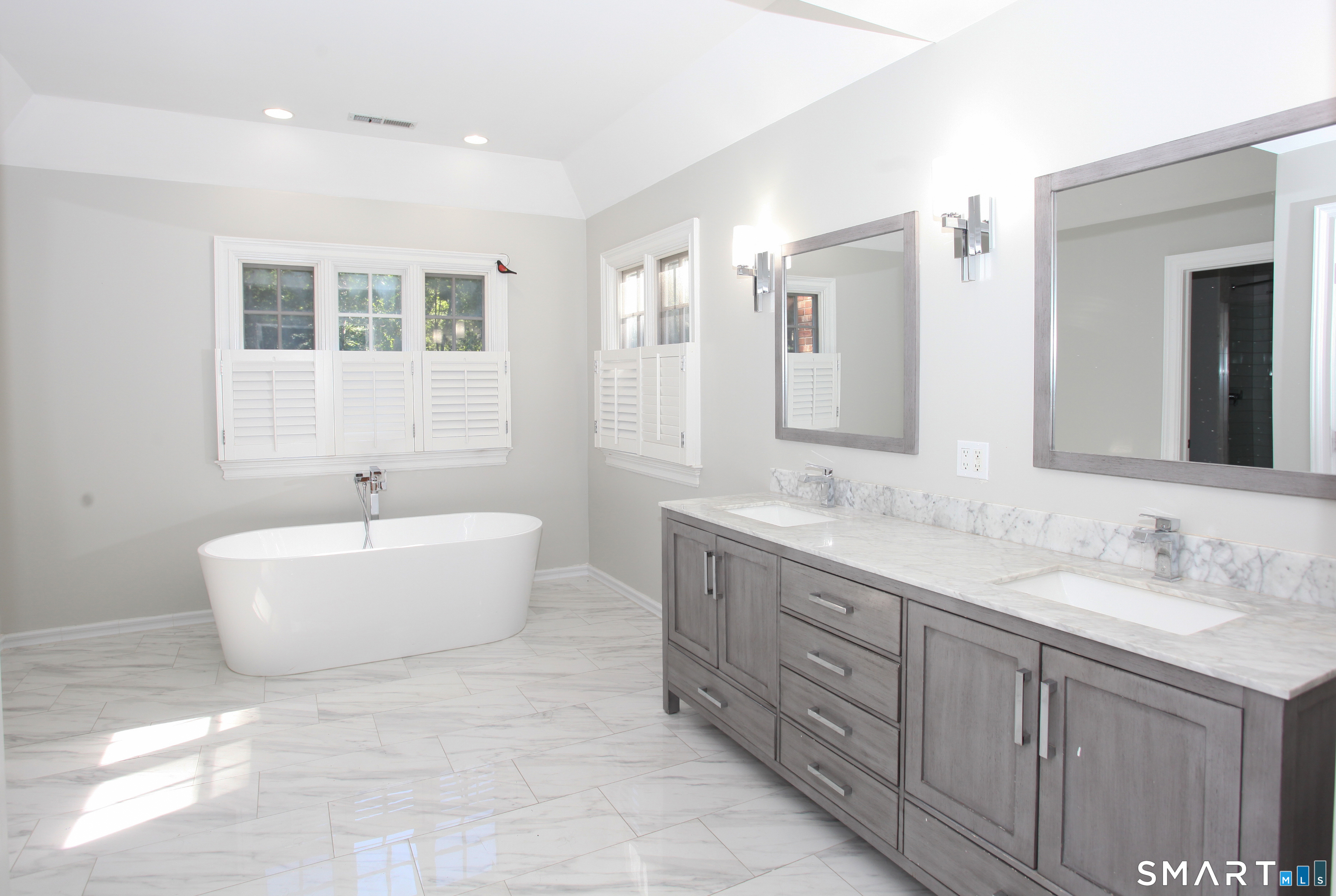 24 Langner Lane Weston CT 06883