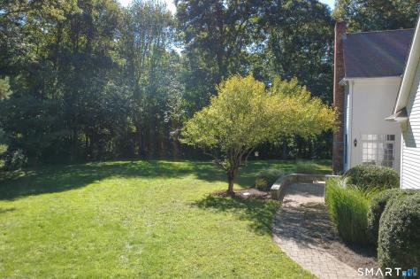 24 Langner Lane Weston CT 06883