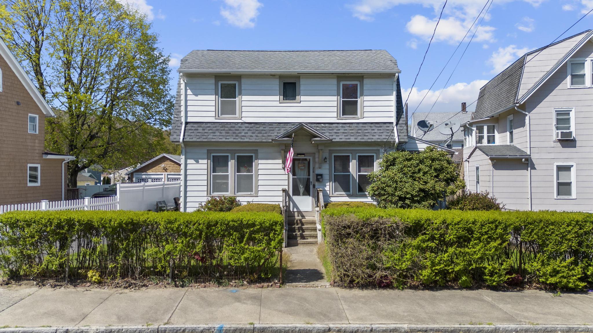 28 Hull Street Ansonia CT 06401