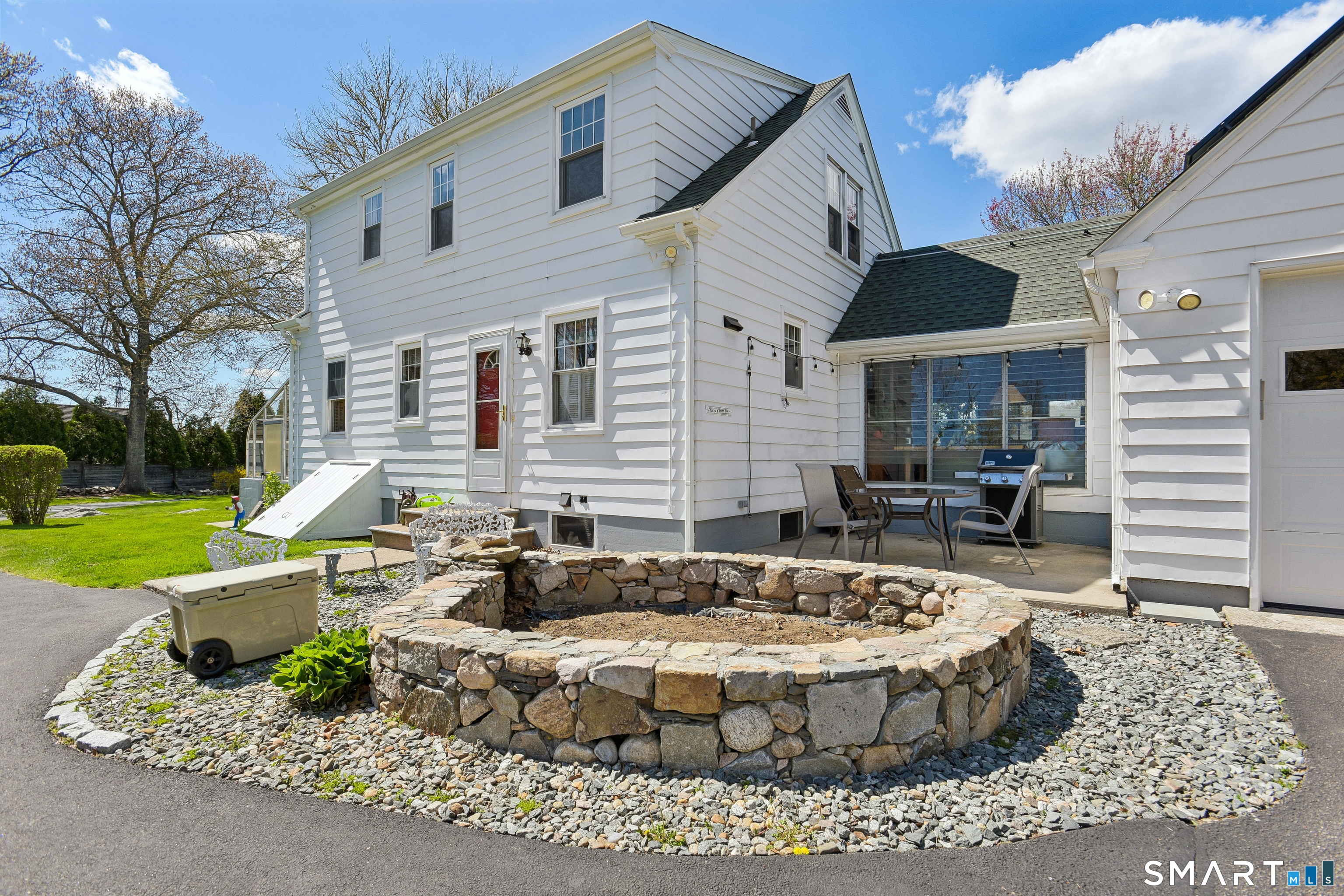 138 South Broad Street Stonington CT 06379