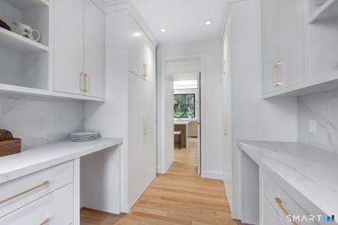 1 Twin Oaks Lane Westport CT 06880