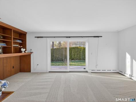 42 Aitchison Drive New London CT 06320