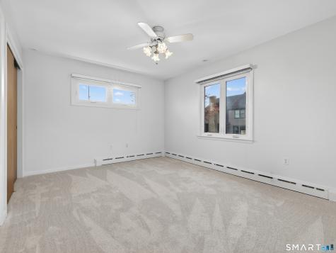 42 Aitchison Drive New London CT 06320