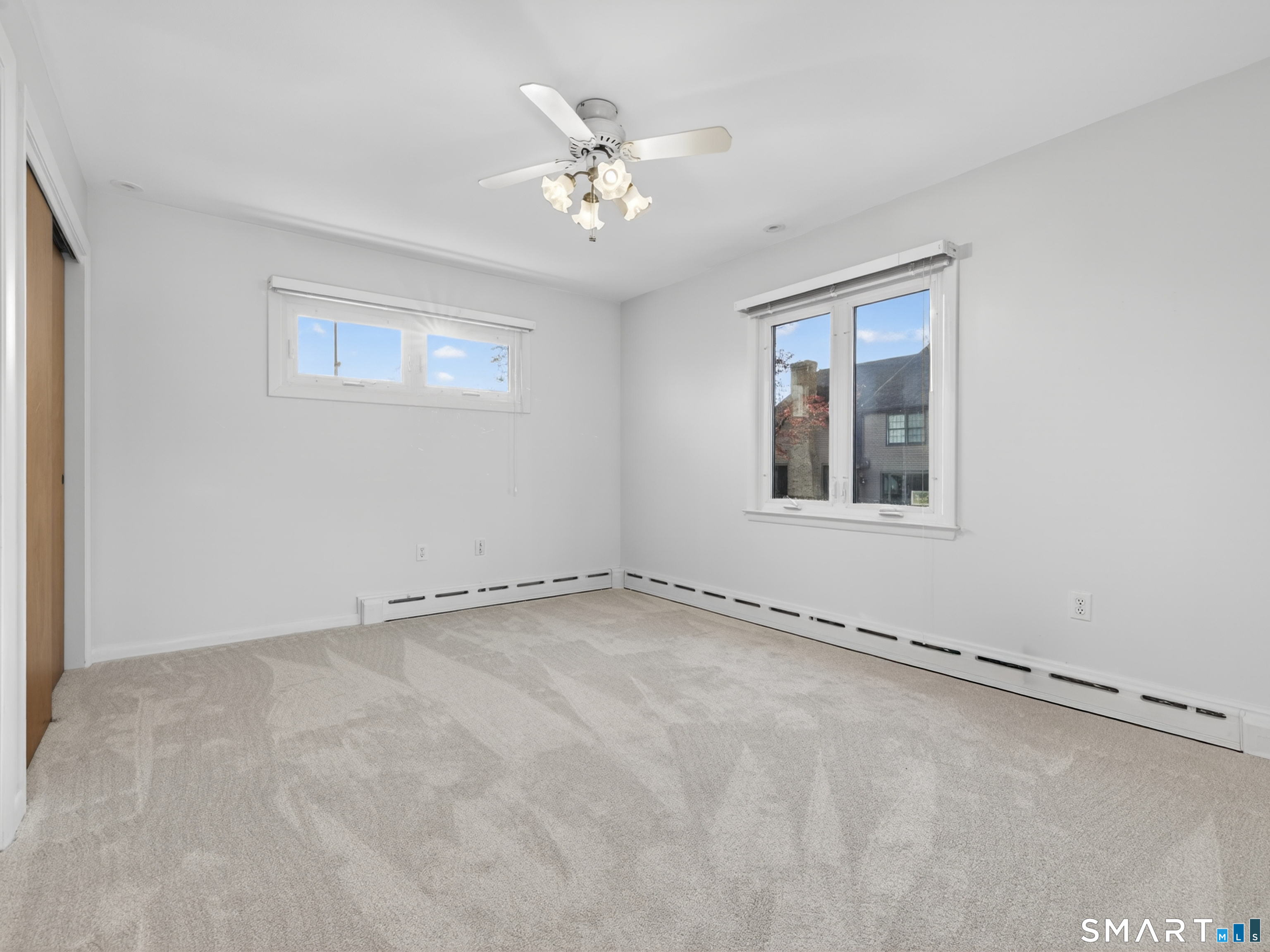 42 Aitchison Drive New London CT 06320