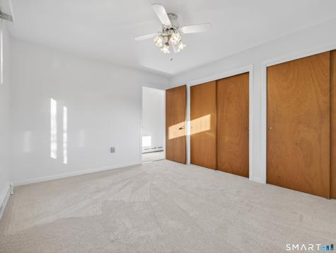 42 Aitchison Drive New London CT 06320