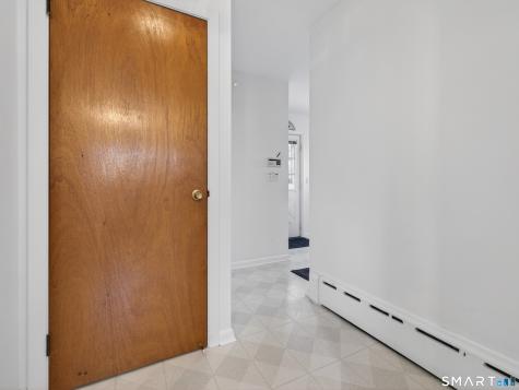 42 Aitchison Drive New London CT 06320
