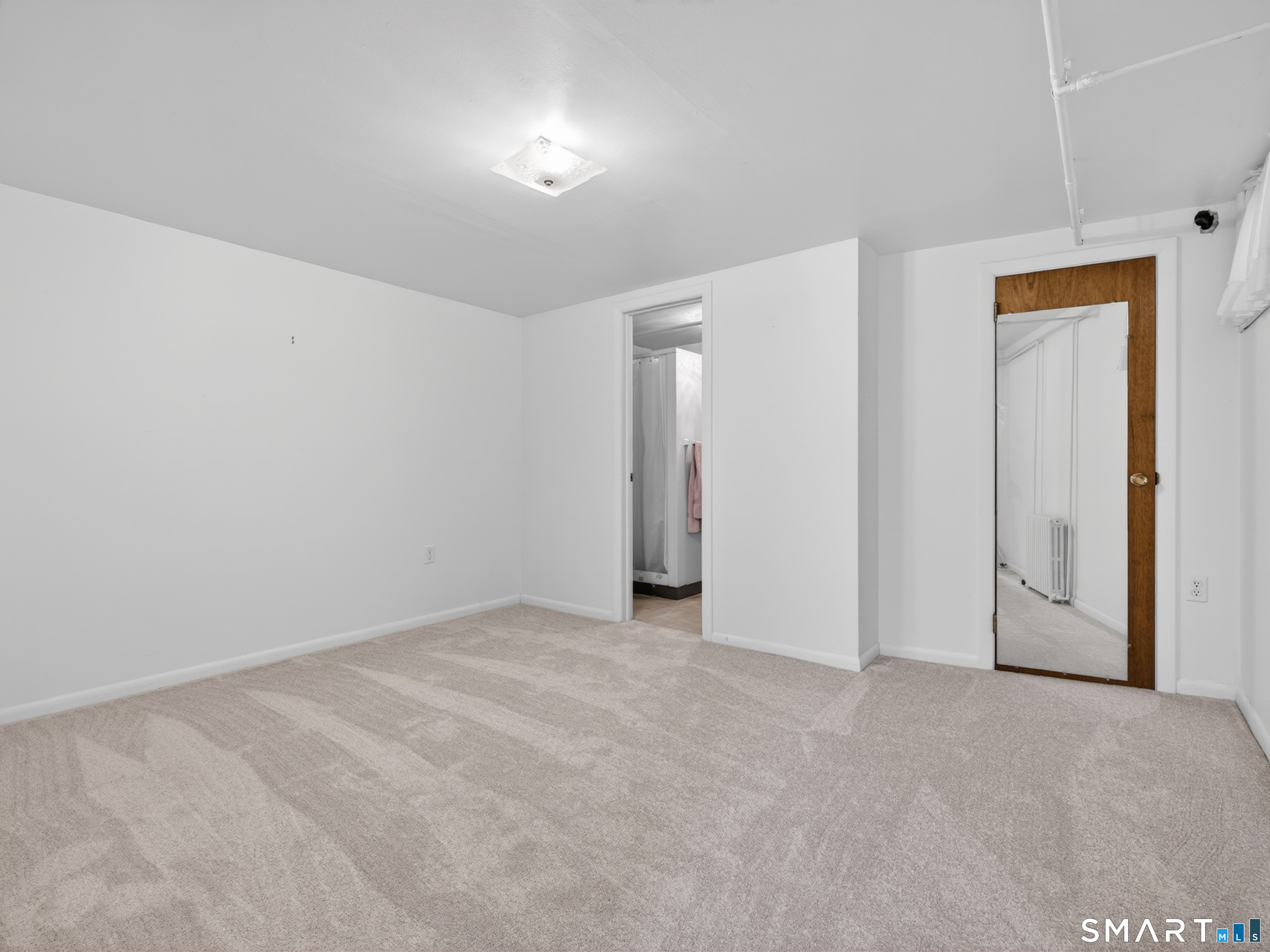 42 Aitchison Drive New London CT 06320