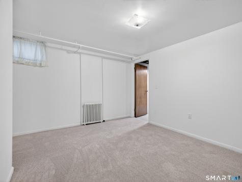 42 Aitchison Drive New London CT 06320
