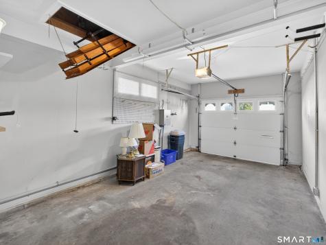 42 Aitchison Drive New London CT 06320