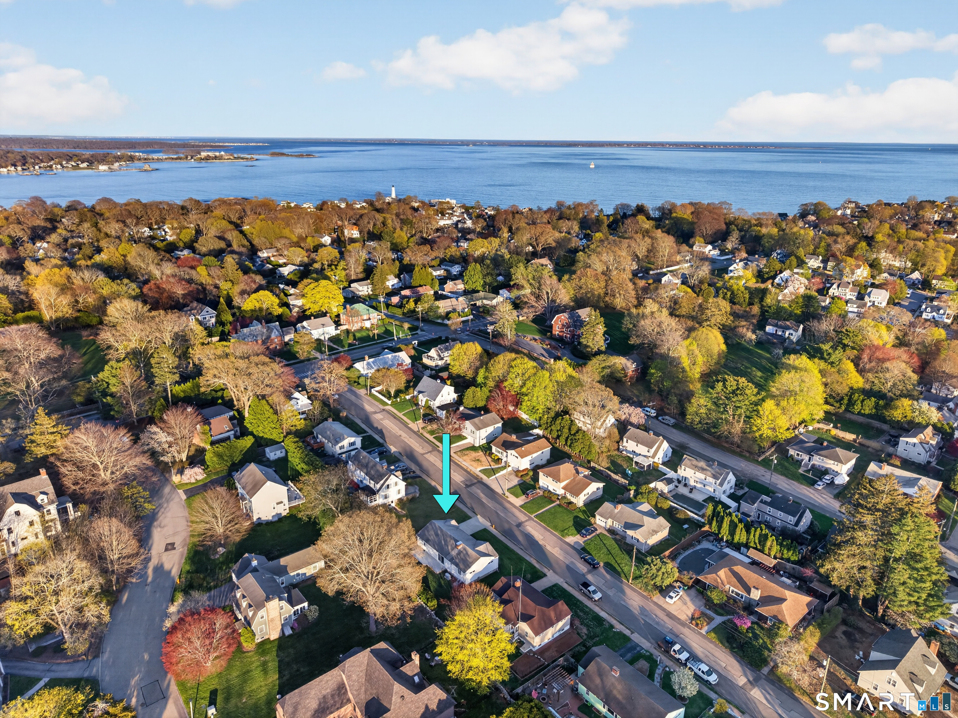 42 Aitchison Drive New London CT 06320