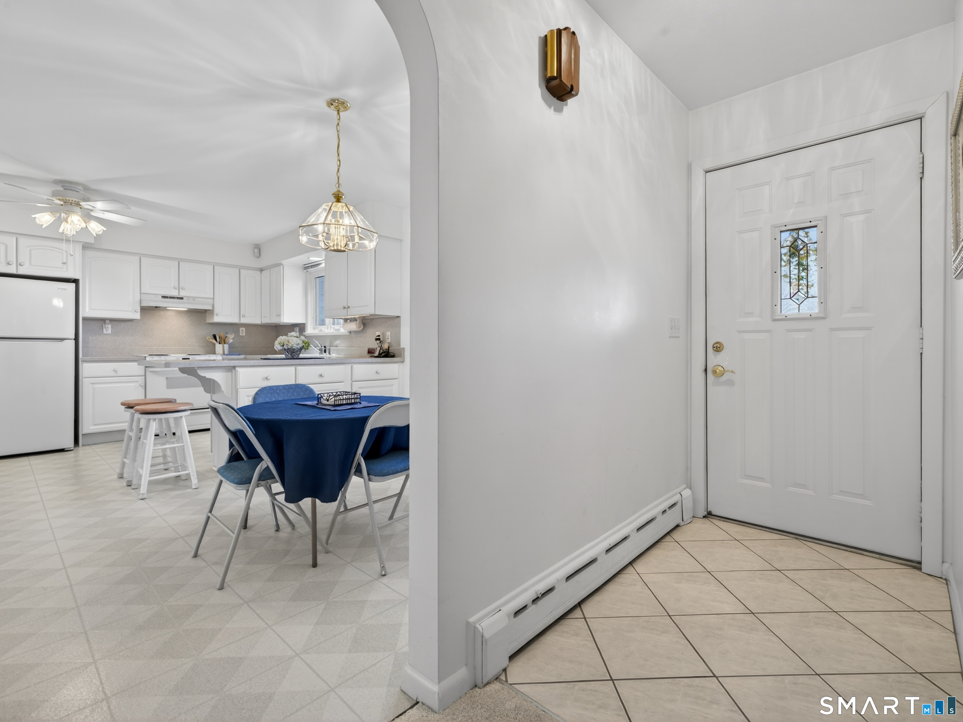 42 Aitchison Drive New London CT 06320