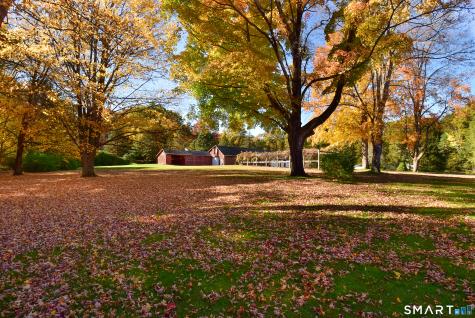 55 West Avon Road Avon CT 06001