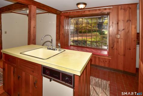 55 West Avon Road Avon CT 06001