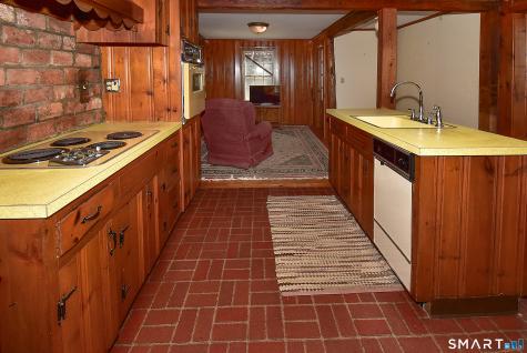 55 West Avon Road Avon CT 06001