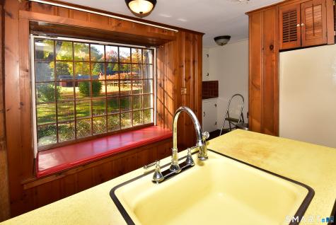 55 West Avon Road Avon CT 06001