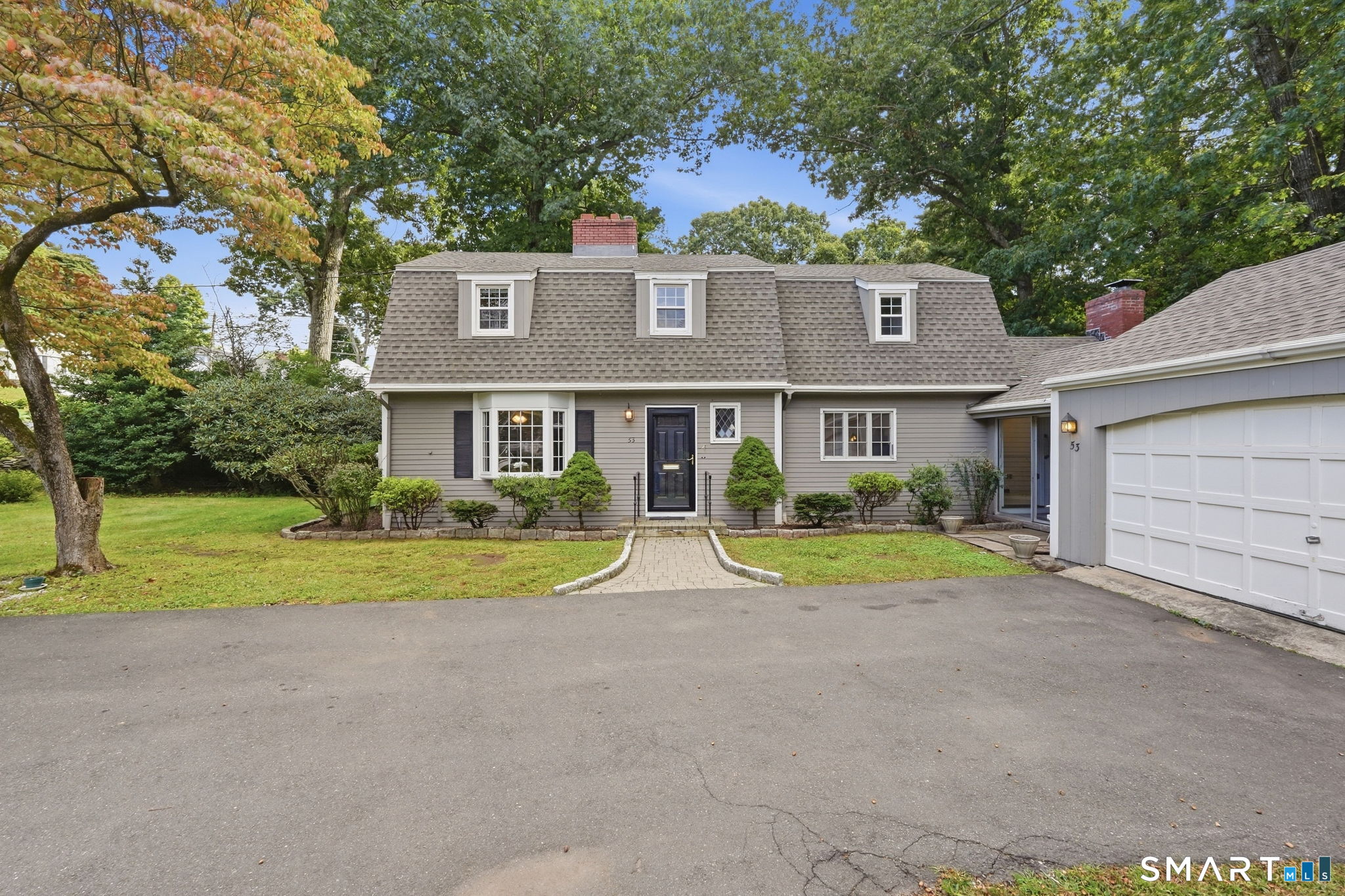 53 Woodridge Circle West Hartford CT 06107