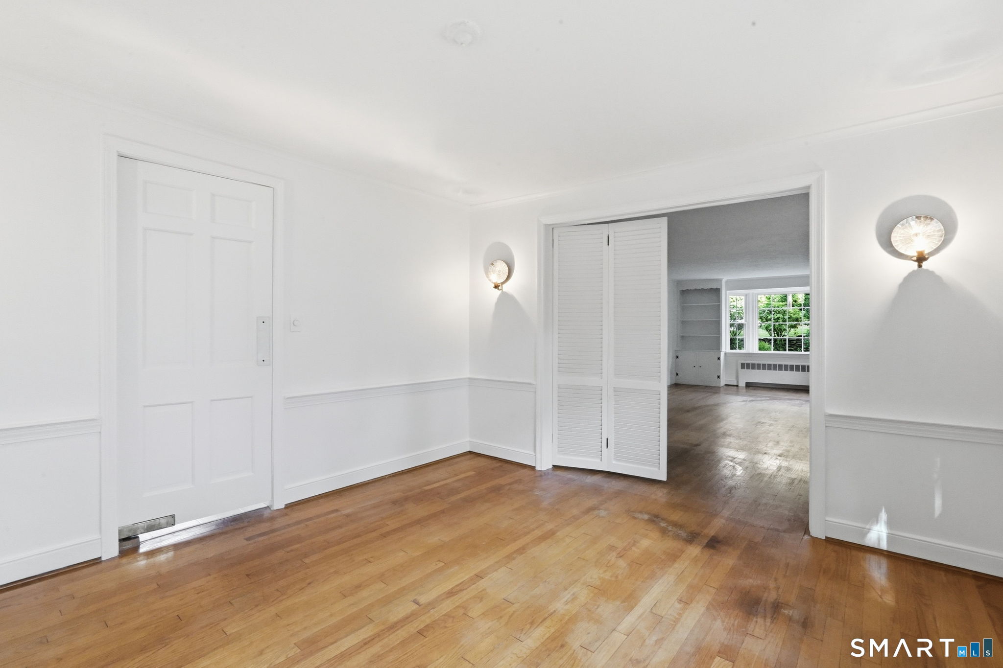 53 Woodridge Circle West Hartford CT 06107