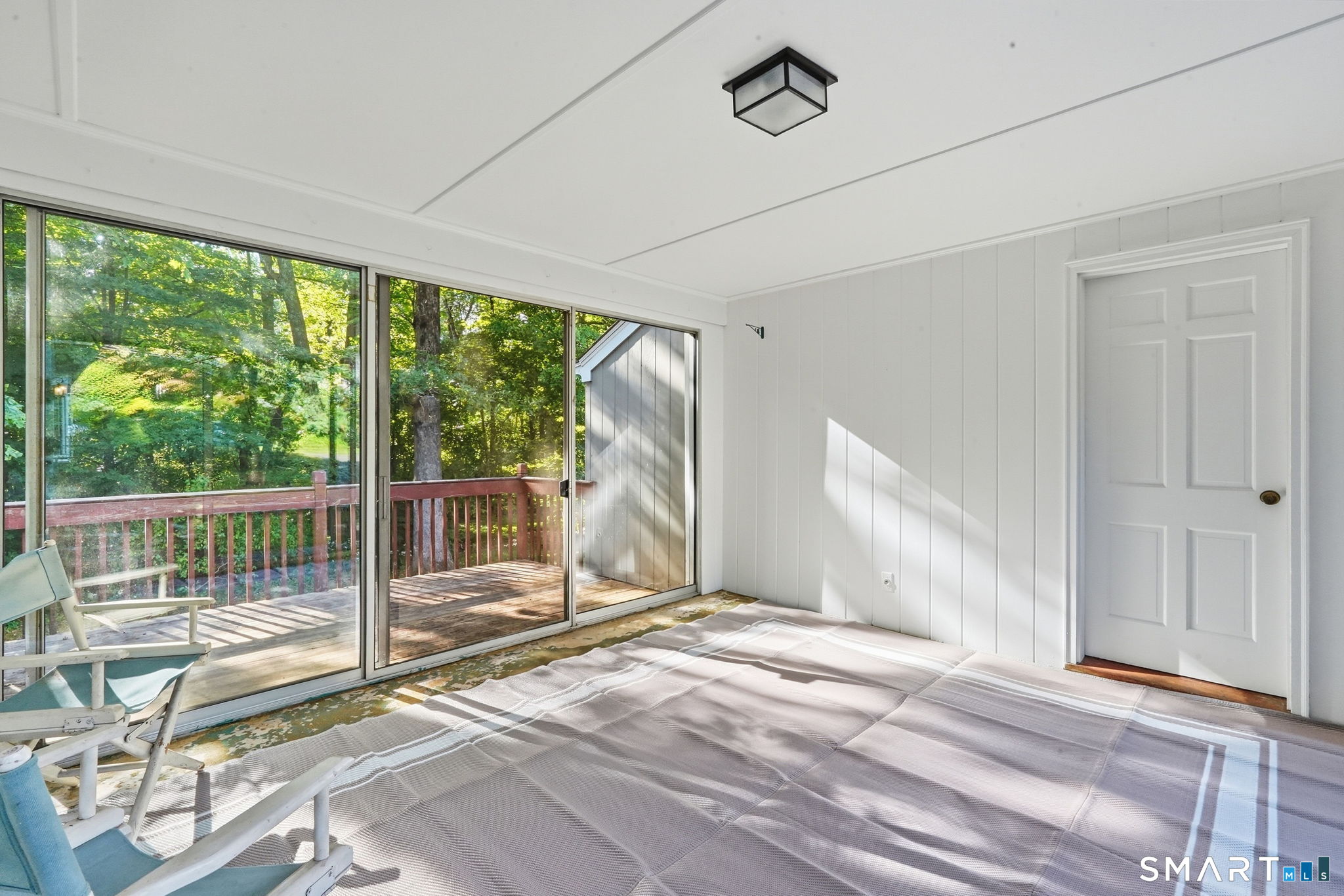 53 Woodridge Circle West Hartford CT 06107