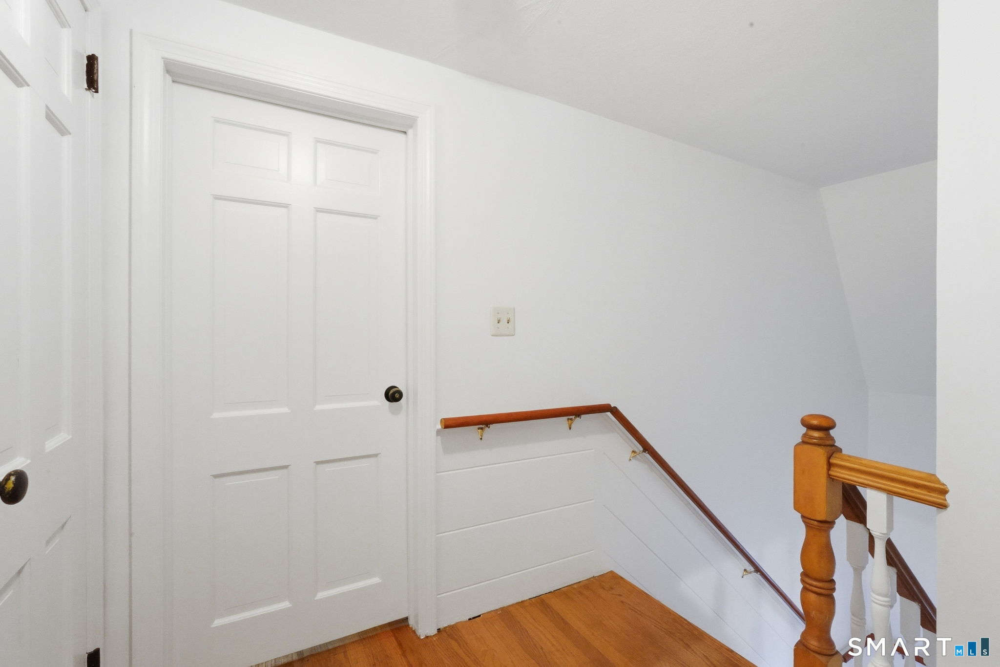 53 Woodridge Circle West Hartford CT 06107