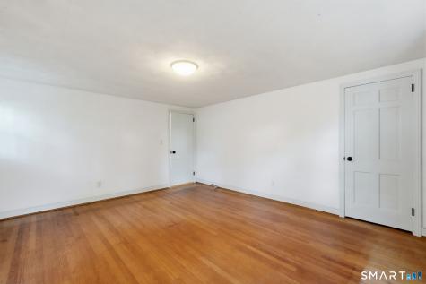 53 Woodridge Circle West Hartford CT 06107