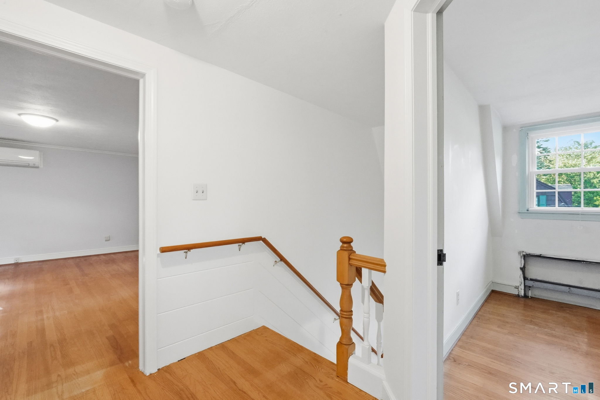 53 Woodridge Circle West Hartford CT 06107