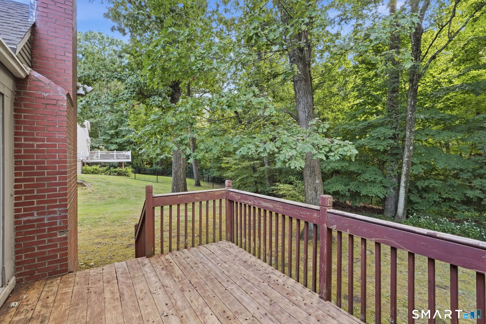 53 Woodridge Circle West Hartford CT 06107