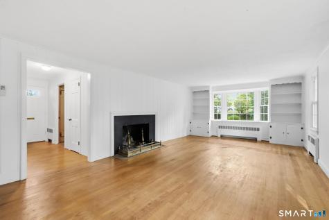 53 Woodridge Circle West Hartford CT 06107